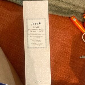 NIB Fresh Rose Deep Hydration Facial Toner